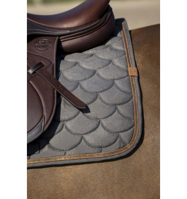 Czaprak Equitheme Khadi brąz full