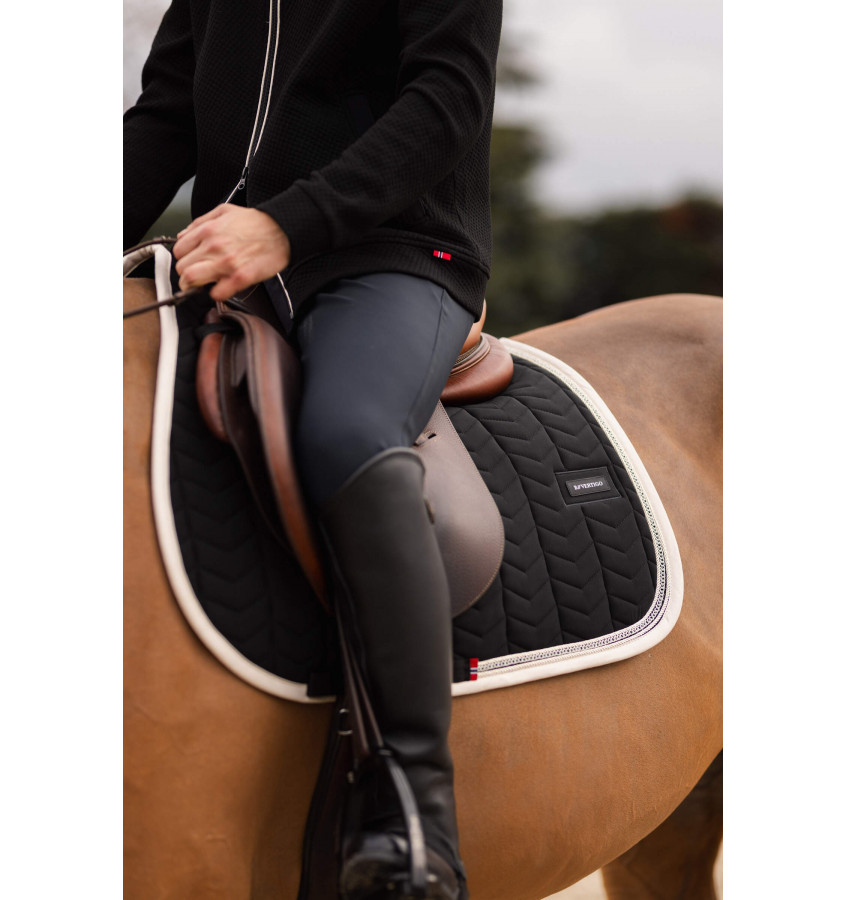 Czaprak wszechstronny B/Vertigo czarny