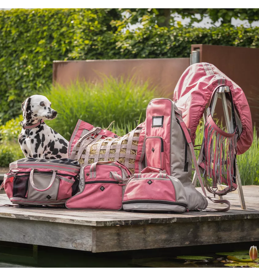 Torba na szczotki dla konia QHP 2025