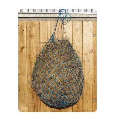 Siatka na siano z małymi oczkami czarna