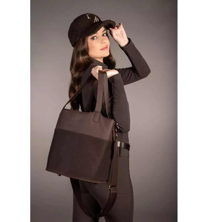 Czapeczka z futerka Arezzo beż