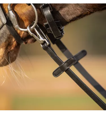 Wodze skórzane z antypoślizogową warstwą wewnętrzną z karabińczykiem brąz