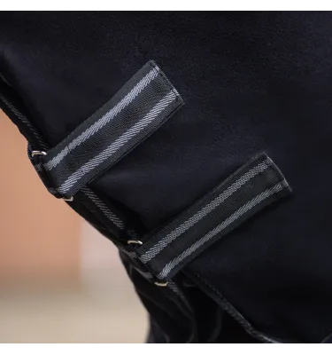 Derka polarowa dla konia z kapturem QHP Terry-dry czarna 135